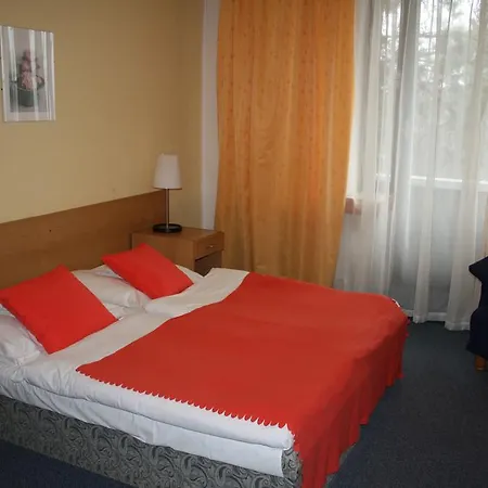 Uvs 3* Bratislava