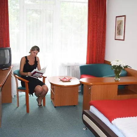 Uvs Hotel