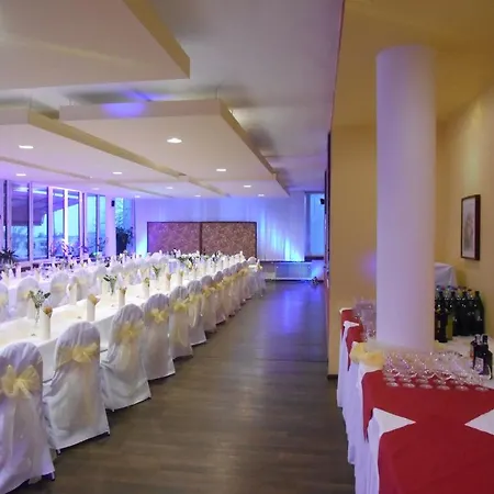 Hotel Uvs